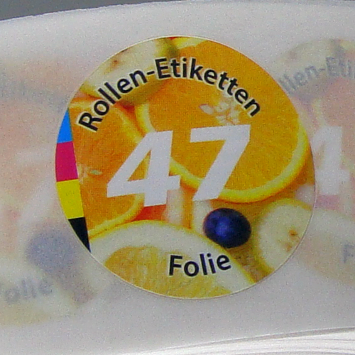 Etiketten auf Rolle aus Folie
